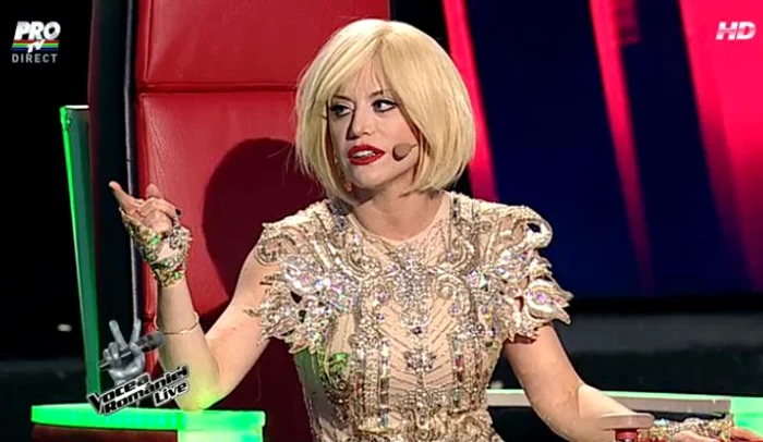 Loredana Groza s-a lăudat că ea îl ştie pe Gerard Butler dinaintea Mădălinei Ghenea (captură Pro TV)