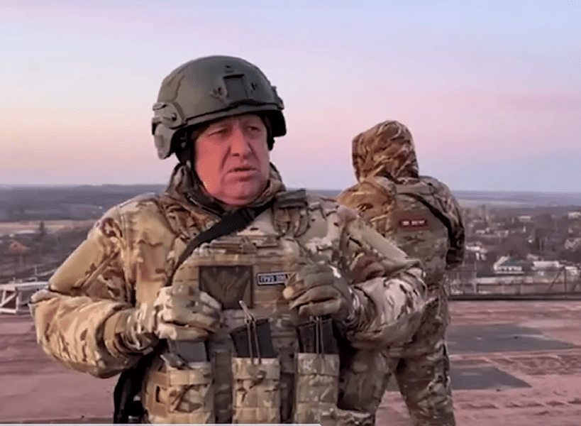 „Bucătarul lui Putin” se plânge din nou de lipsa de muniţie pentru mercenarii săi din Ucraina: „Trădare”