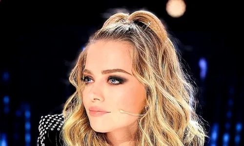 Alexandra Dinu este noul jurat de la „Românii au talent”  Sâmbătă au început filmările jpeg