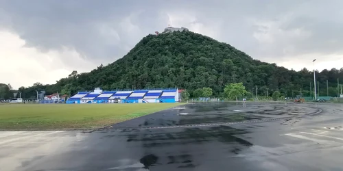 Pista de atletims din Deva Foto Daniel Guță jpg