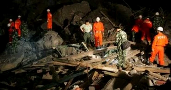 Accident la o mină din China, cel puţin 13 morţi