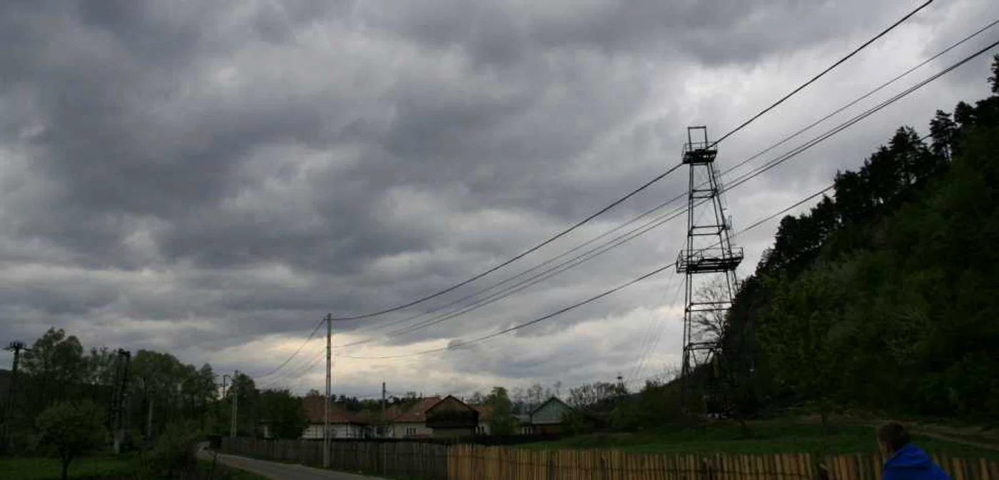 Mai multe judeţe din ţară se află sub Cod galben de ploi FOTO Adevărul