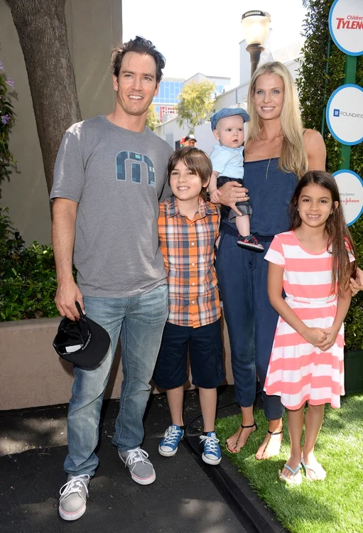 mark paul gosselaar si familia lui 482973825 jpeg