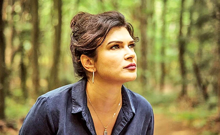 
    Monica Bârlădeanu  joacă în pelicula  “Faci sau Taci”   