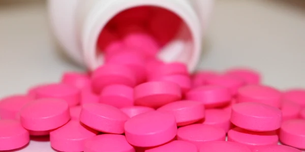 Ce ti se poate intampla daca iei ibuprofen pe termen lung  Sursa foto Pixabay jpg