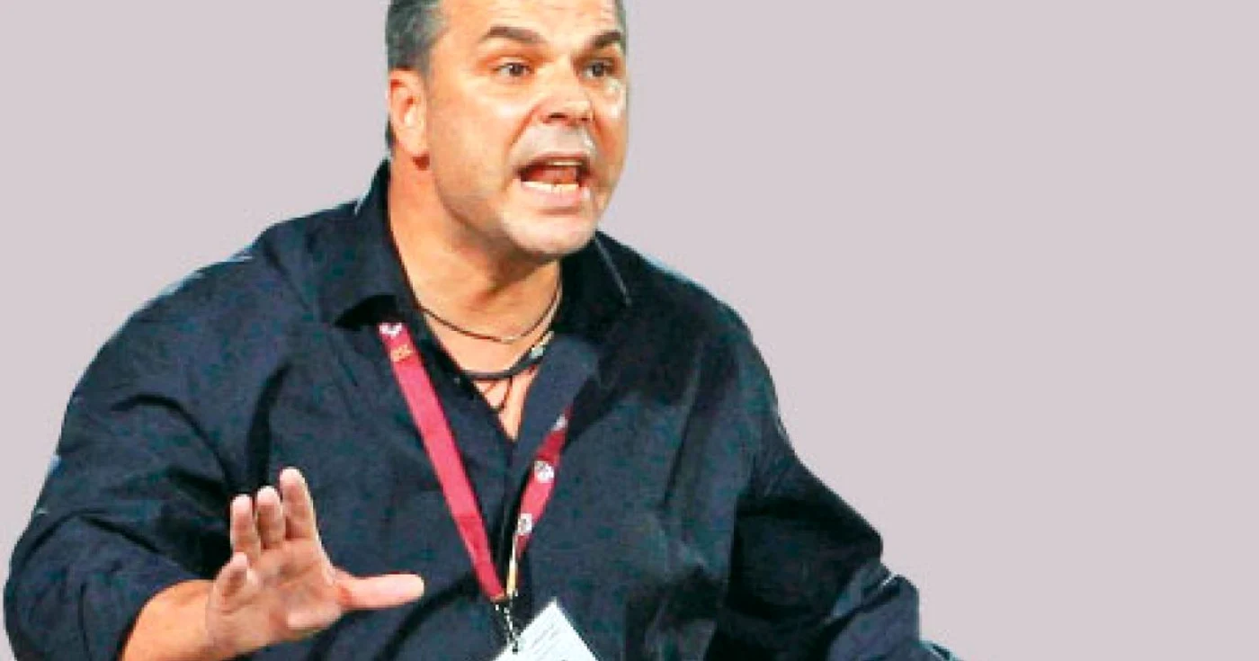 COSMIN OLĂROIU