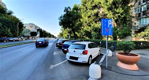 Locurile de parcare de pe bulevardele din sectorul 4 vor fi cu plată