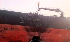 petrolier lovit de iran jpg