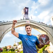 01 Constantin Popovici Mostar Seria Mondiala Red Bull Cliff Diving 1 jpg