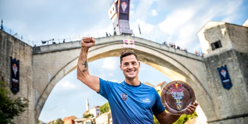 01 Constantin Popovici Mostar Seria Mondiala Red Bull Cliff Diving 1 jpg