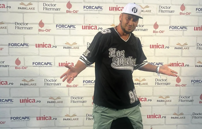 Nick de la nnd, la petrecerea Unica / Sursa: Click!