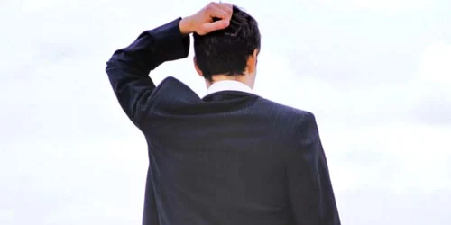 În concediu, avem tendinţa să ne răsfăţăm, dar revenirea acasă ne pune în dificultate financiară