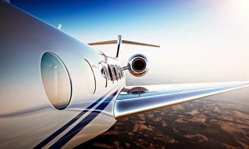 avion privat zbor generic foto shutterstock