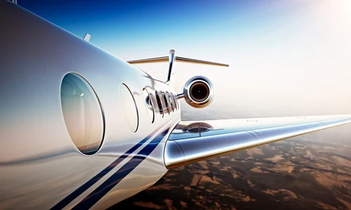 avion privat zbor generic foto shutterstock