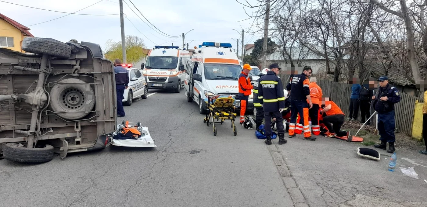 patru persoane rănite în accident FOTO: ISU Ialomița