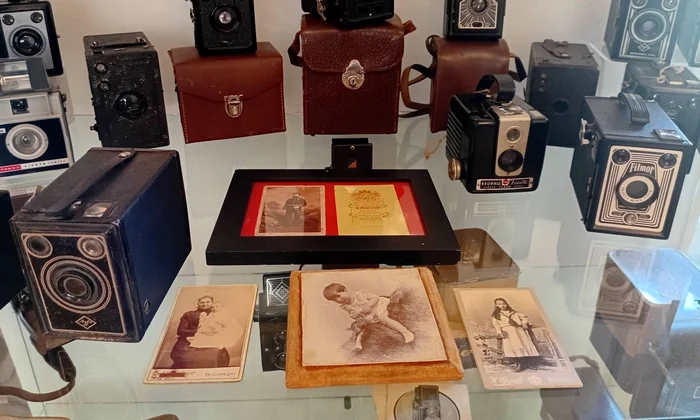 Expoziția „1001 Aparate și Accesorii Foto. O scurtă istorie a fotografiei românești”, la Miercurea-Ciuc (foto: Muzeul Național al Carpaților Răsăriteni)
