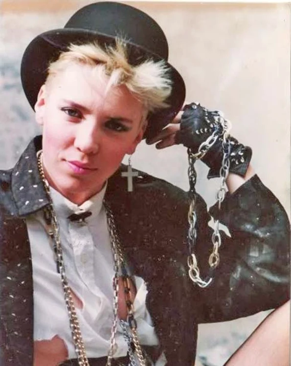 1996