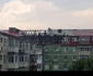 Mansarda distrusă de un incendiu a unui bloc din Râmnicu Vâlcea Foto captură video jpg