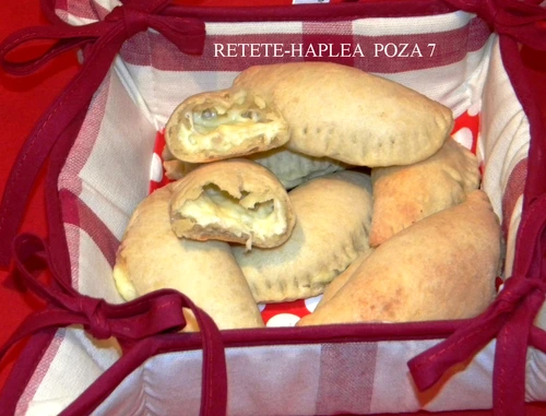 empanadas cu branza si cascaval 7 jpeg
