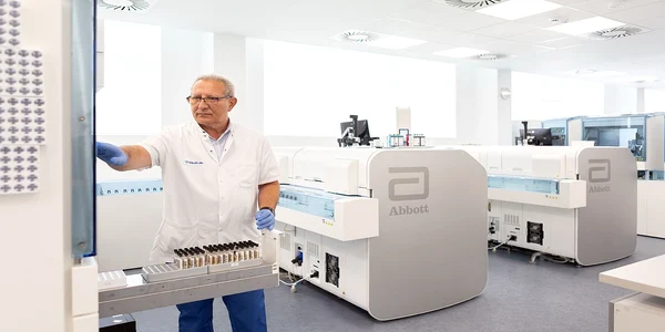 MedLife Laborator Complet Automatizat Brasov 1 jpg