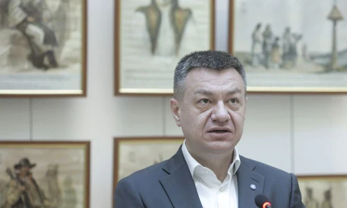 Bogdan Gheorghiu, ministrul Culturii, recunoaște că nu s au returnat decât 45% din sumele donate în campania „Brâncuși e al meu” din 2016 jpeg