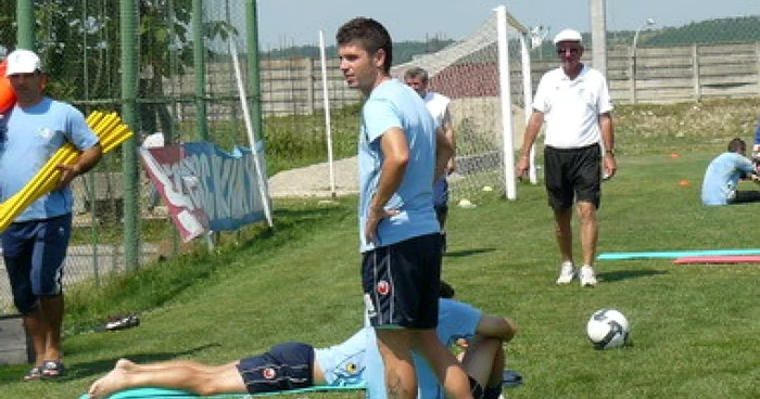 Târgu-Jiu: Vasilache s-a accidentat şi a fost scos din lot