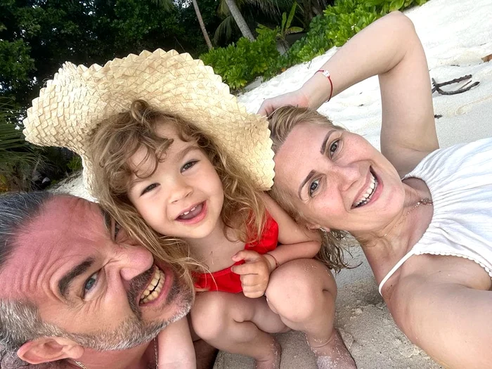 Alessandra Stoicescu în concediu jpg