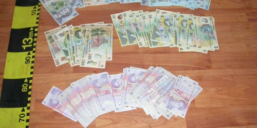 Banii pe care i-a furat banda lui Bula de la un localnic