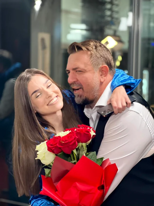 Brenciu și Theo Rose4 jpg