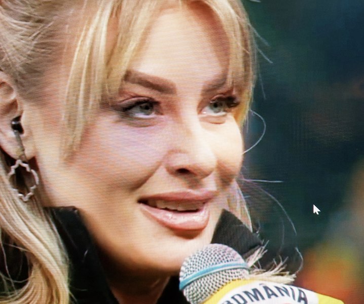 România – Kosovo, ce atmosferă: imnul național, cântat de Irina Baianț, a emoționat o țară întreagă