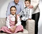 Lucia Bubulac și Cătălin Crișan, alături de copiii lor, pe când formau o familie fericită 