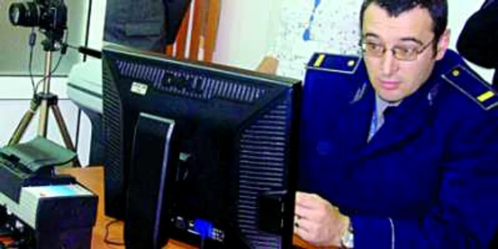 Actele de identitate se fac cu sistem computerizat