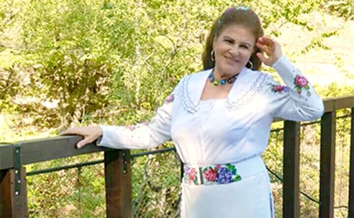 
    Elena Pădure merge săptămânal la Biserica Sfinții Apostoli Petru și Pavel din Brașov  