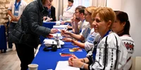Votul în diaspora. FOTO Inquam Photos / Alex Nicodim