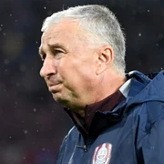 Dan Petrescu (Sportpictures) jpg