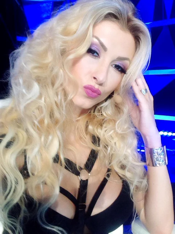 Andreea Bălan e din ce mai libertină