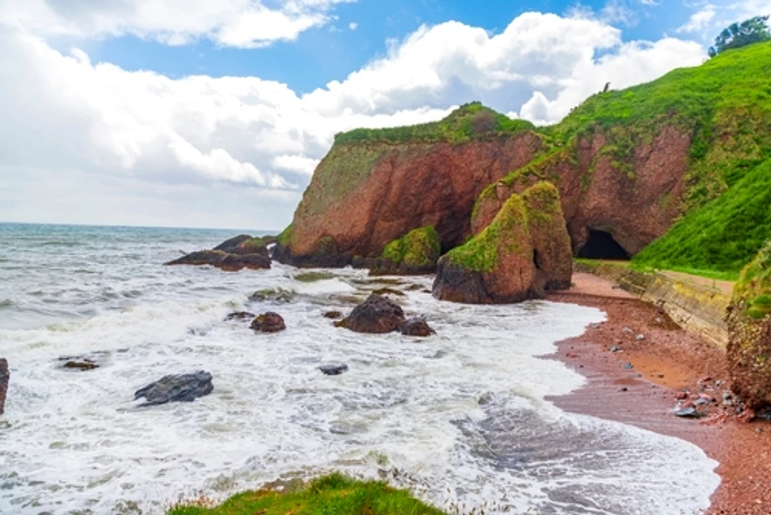 Peșterile din Cushendun / Foto: Shutterstock
