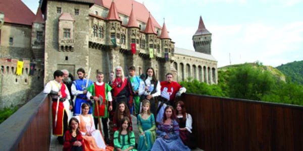 Timişoara: Ce fac cavalerii în zori la castel
