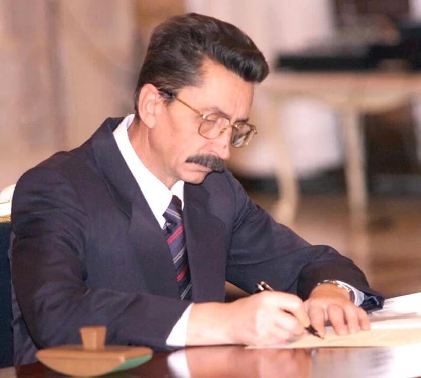 
    Mircea Ciumara  