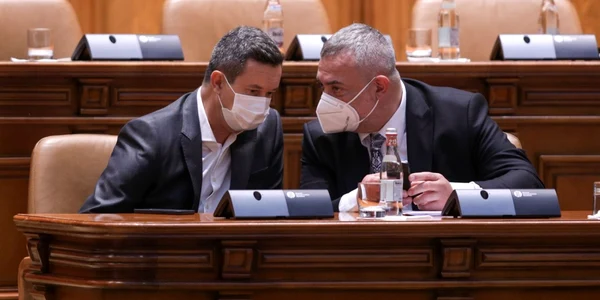 Plen reunit al Camerelor Deputatilor si Senatului pentru votul presedintilor directori generali ai SRR si SRTV Sorin Grindeanu FOTO Inquam Photos / Octav Ganea