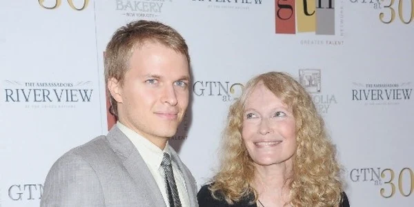 mia farrow ronan foto afp