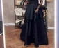 Andreea Marin, eleganță în negru și un accent auriu