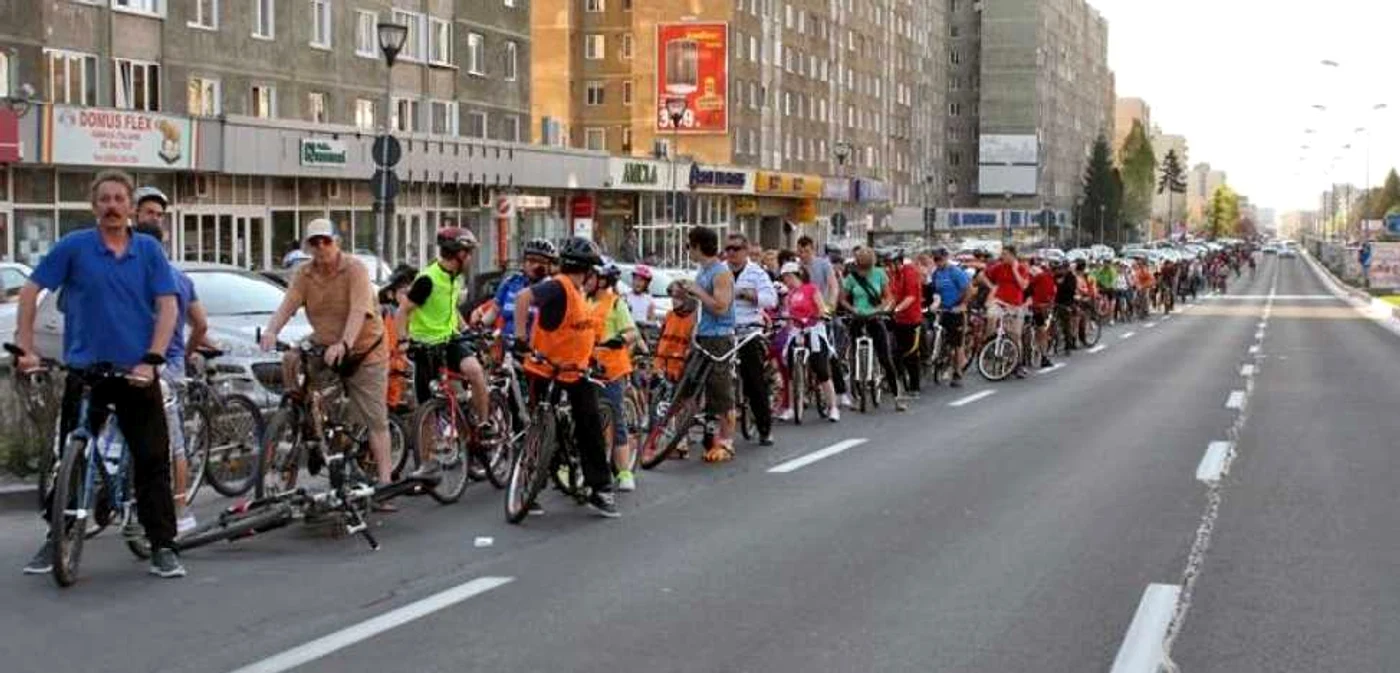 Sute de biciclişti sunt aşteptaţi la eveniment. FOTORobert Lazăr.