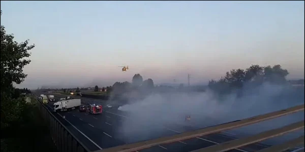 Atac armat asupra unei maşini blindate pe o autostradă din Italia. 