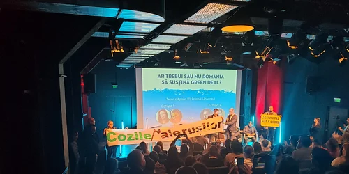 Greeanpeace a intrerupt o dezbatere la care a participat ministrul Burduja Foto Adrian Vintilă FB jpg