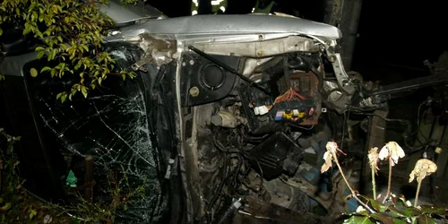 Accident din cauza vitezei neadaptate la un carosabil umed