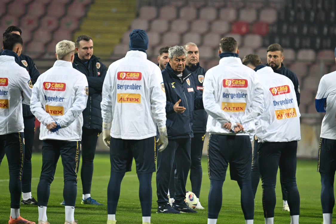Mircea Lucescu, la antrenamentul oficial al României de la Zenica (FOTO: Sportpictures)
