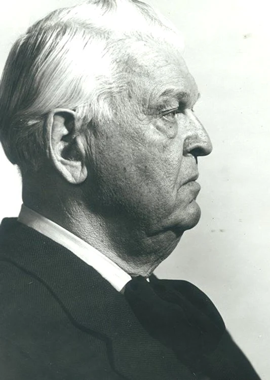 Mihail Sadoveanu (MNIR)