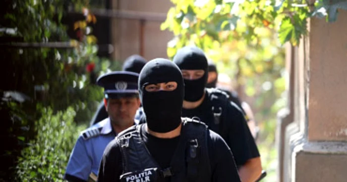 Timişoara: Suspectul jafului de la Galaţi a fost prins la vama cu Serbia