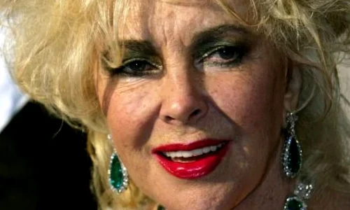 Elizabeth Taylor a murit jpeg